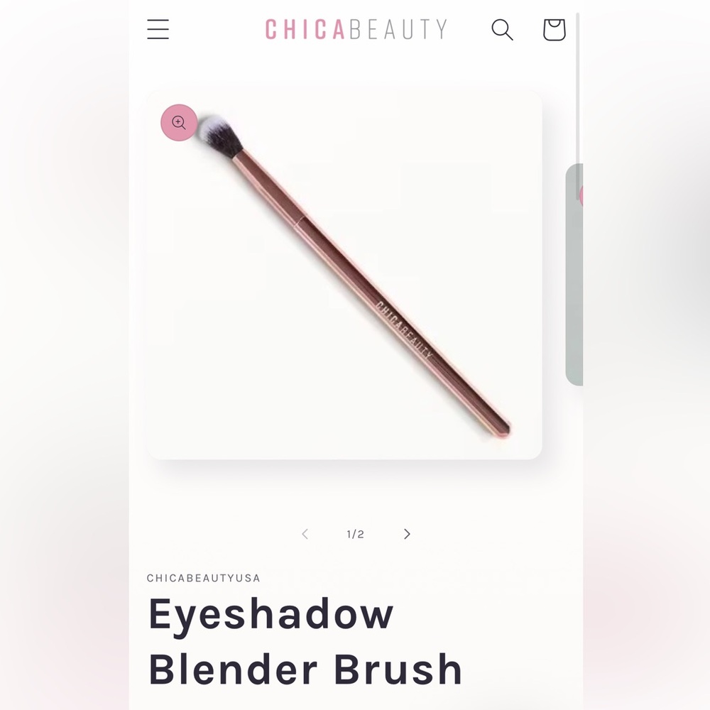 Eyeshadow blender brush